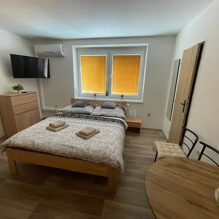 U Dejva Zajeci Apartment Breclav